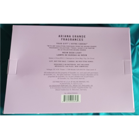 NWT ARIANA GRANDE NEON PINK PLANET LIGHT - Picture 3 of 3